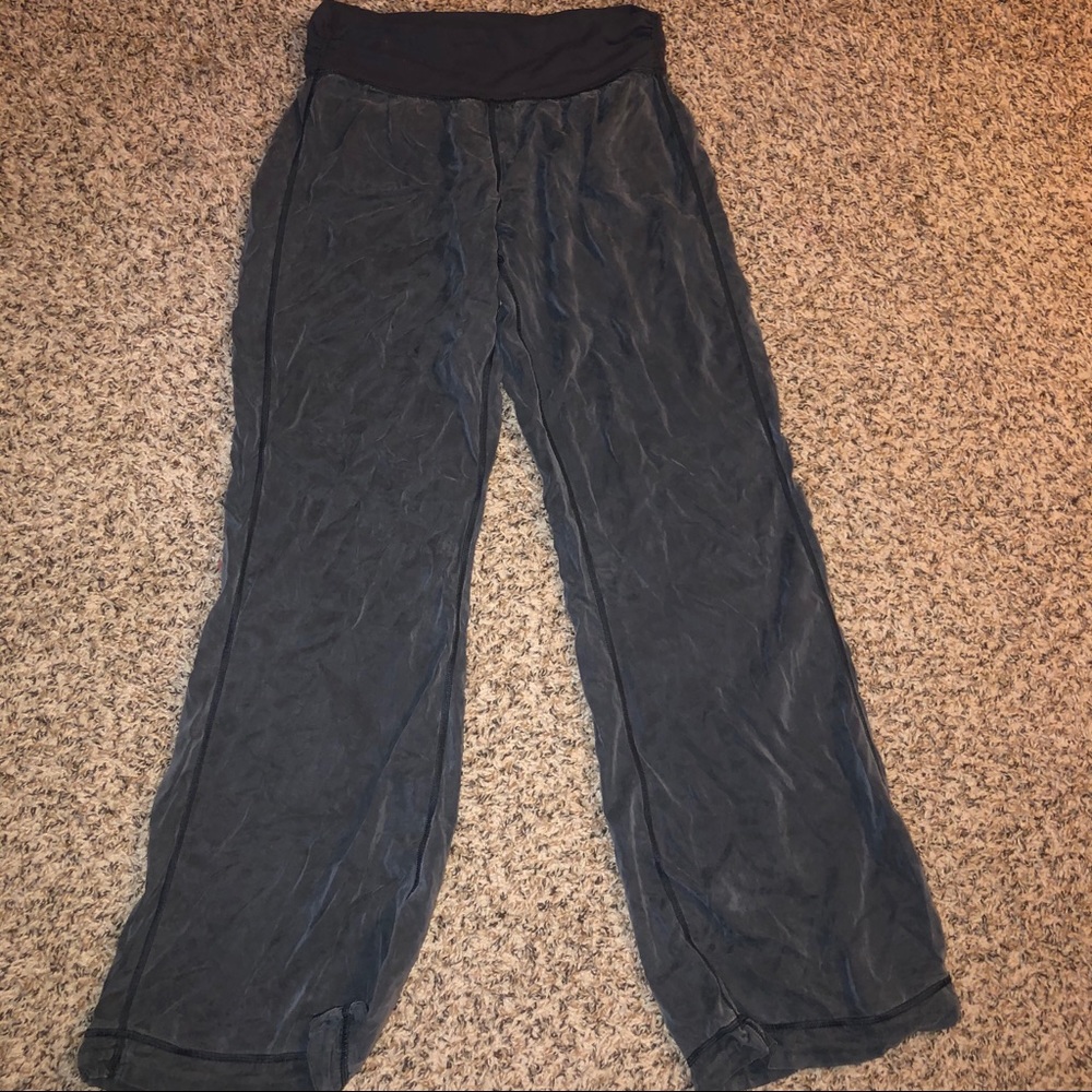 LuluLemon Yoga Pants